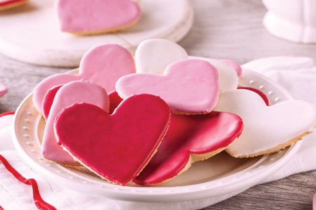 Valentine’s heart-shaped shortbread cookies