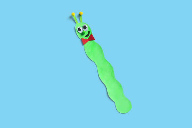 green caterpillar bookmark craft 